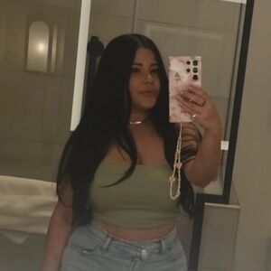 Meet your Posher, Brianna